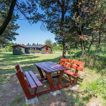 Secluded Pine Tree Cottage-by Traum Dom wakacyjny *